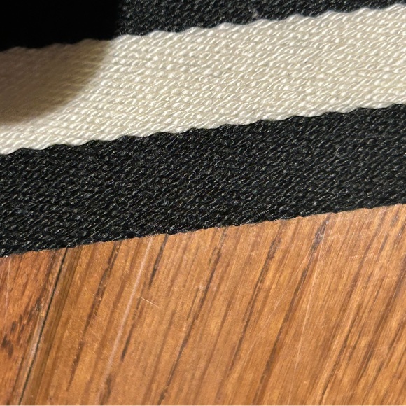 NWT Ralph Lauren Barrington Striped Belt Black and White size L. - Picture 4 of 7